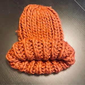 Zara Chunky Cozy Funky Textured Knit Hat - Women OS - Rust